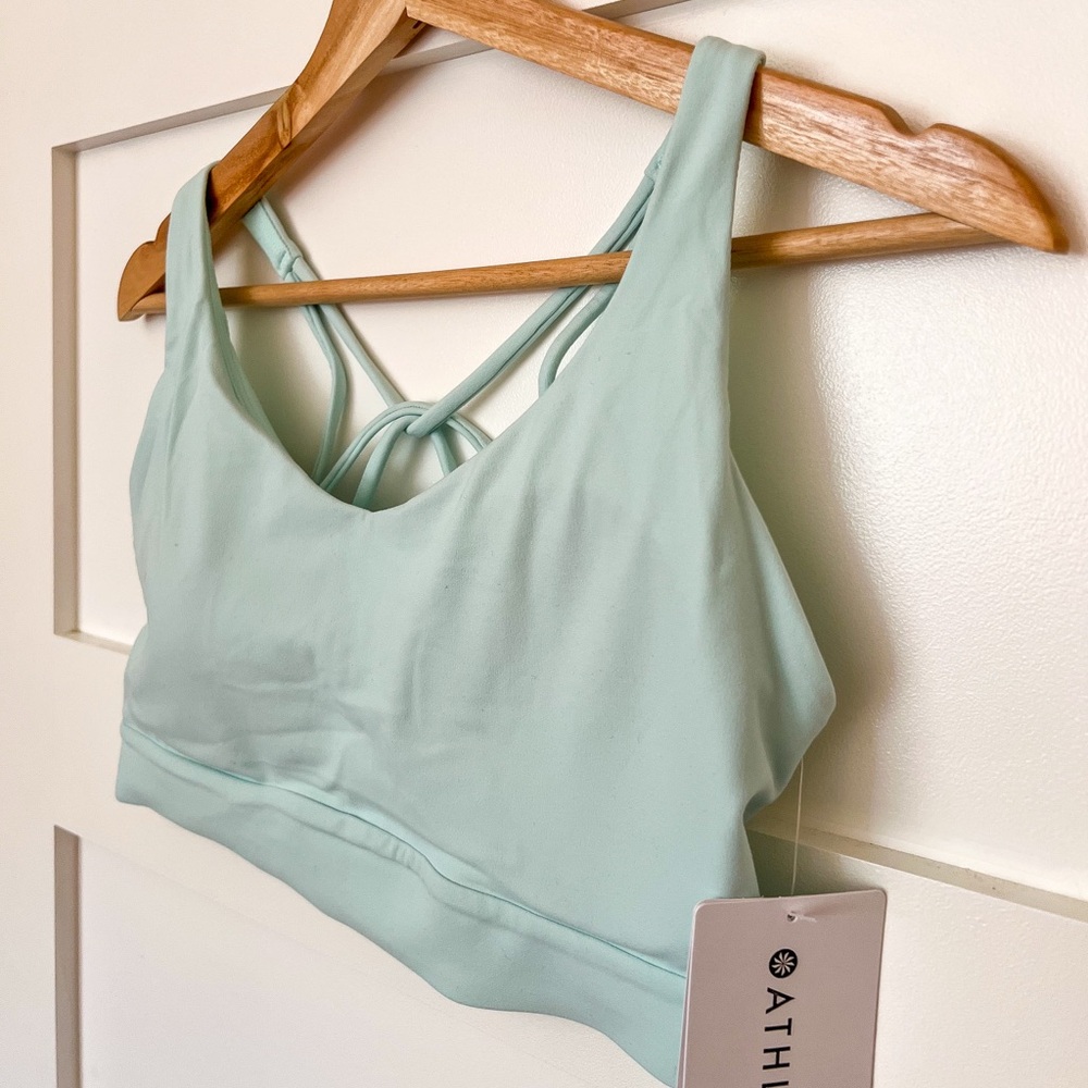 NWT Athleta Light Green Sports Bra